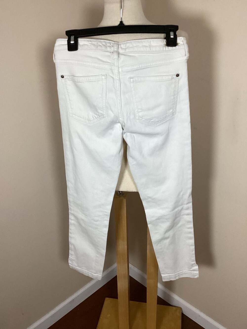 Pilcro and the Letterpress Stet Slim Straight White Jeans Size 25 - Thumbnail 2