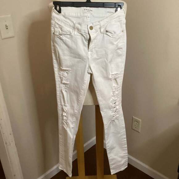 FRAME Le Skinny de Jeanne Distressed White Jeans Size 28 - Thumbnail 4