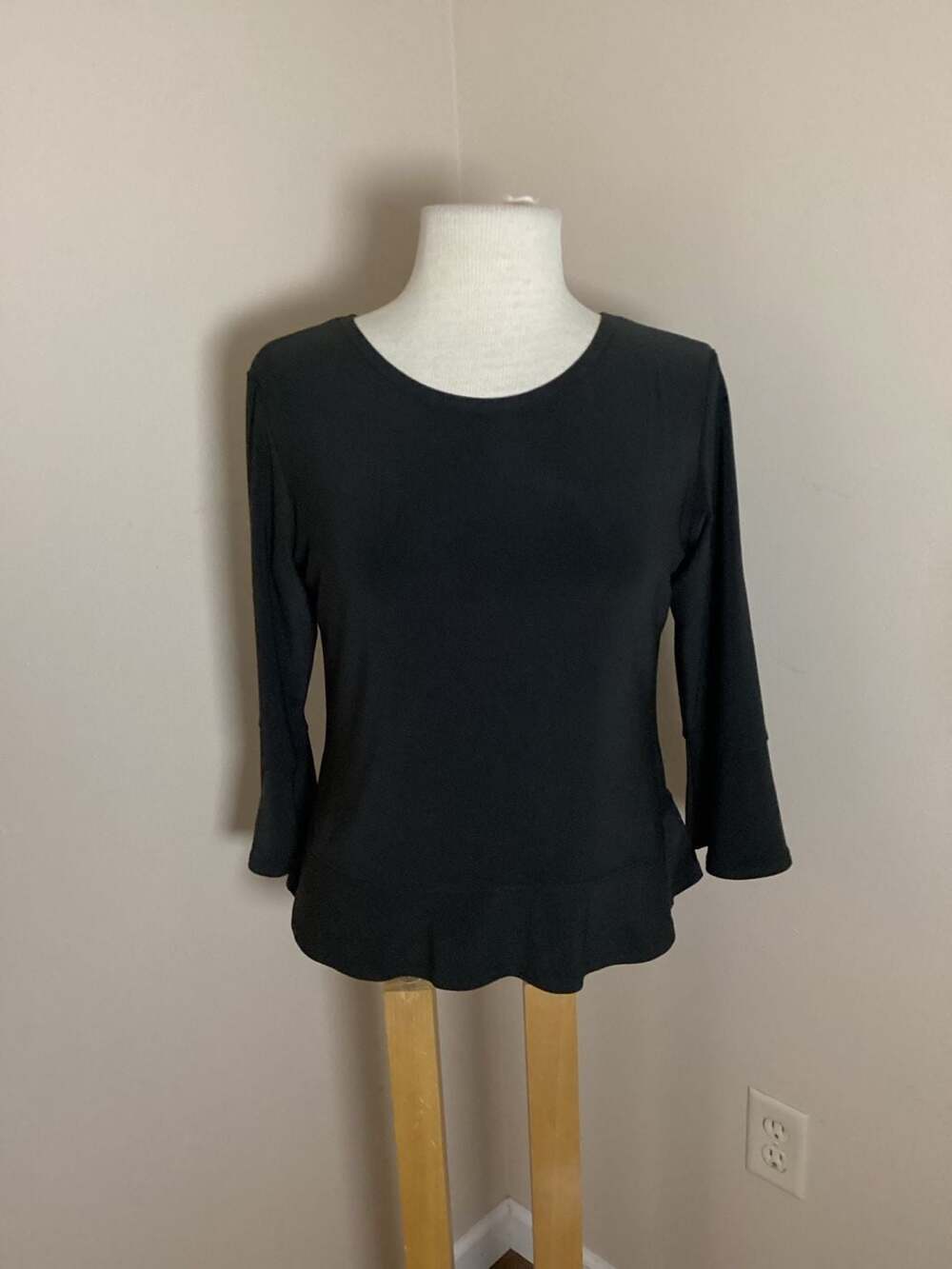 Sympli The Best Black Peplum Hem 3/4 Bell Sleeve Top - Thumbnail 2
