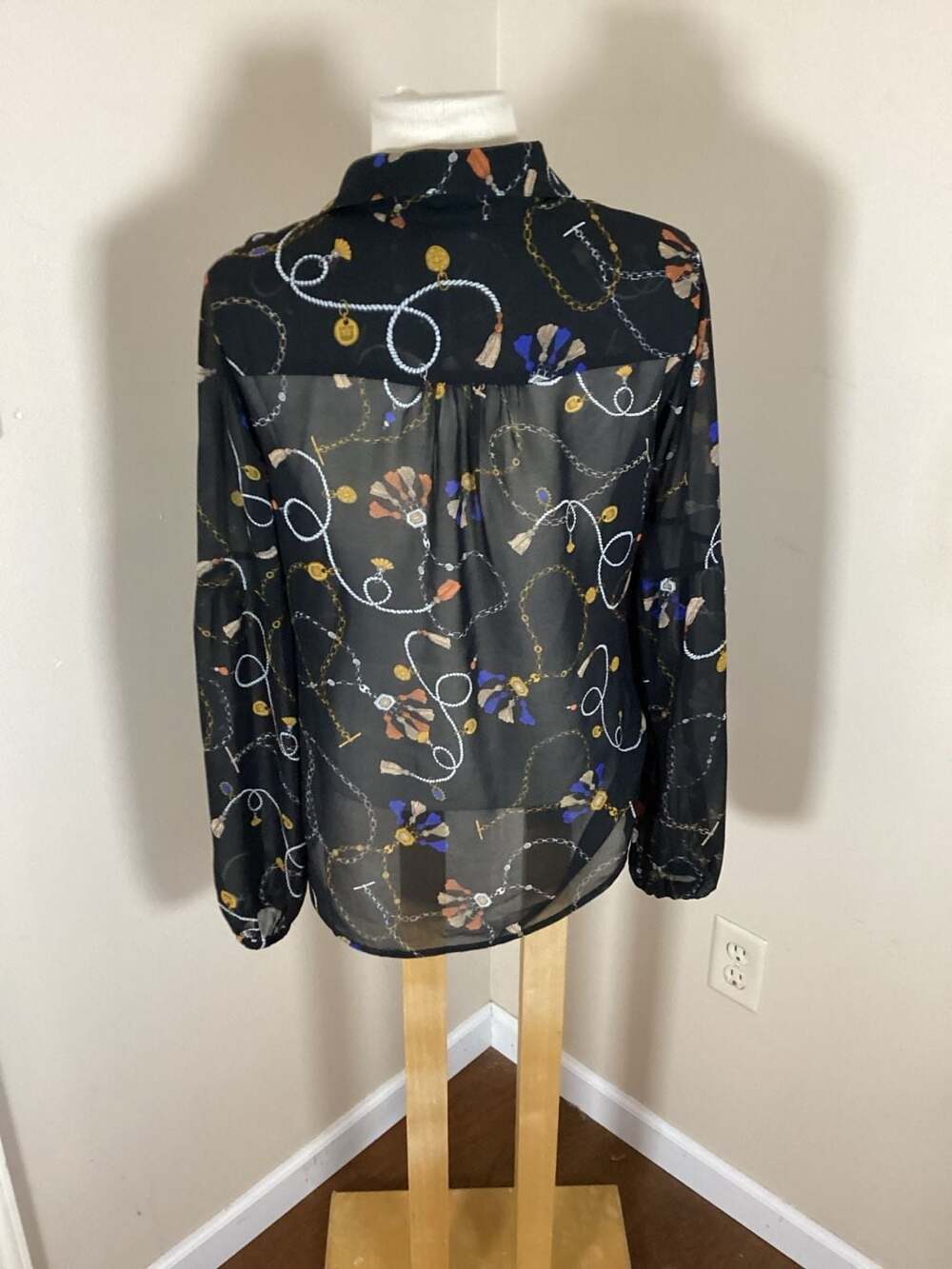 cabi Chiffon Charm Blouse in Black Link Print - Thumbnail 2