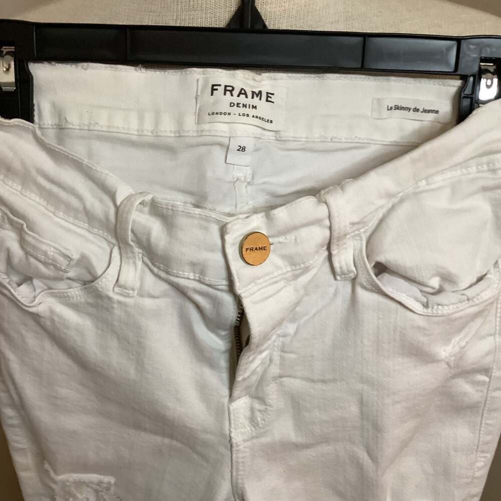 FRAME Le Skinny de Jeanne Distressed White Jeans Size 28 - Thumbnail 2