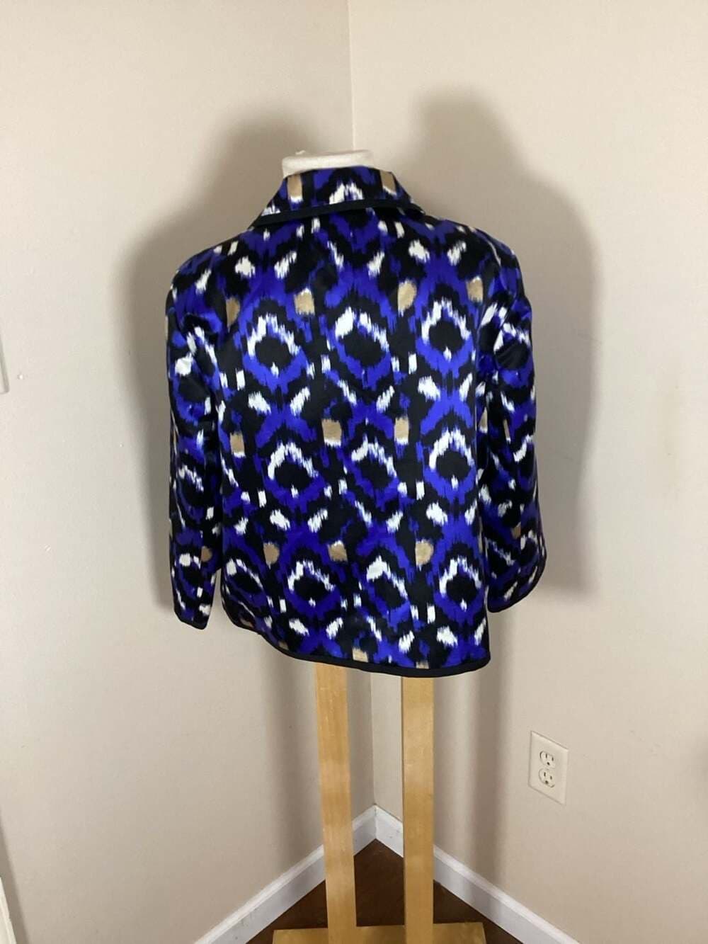 Doncaster Collection Silk Blend Ikat Print Toggle Jacket - Thumbnail 3
