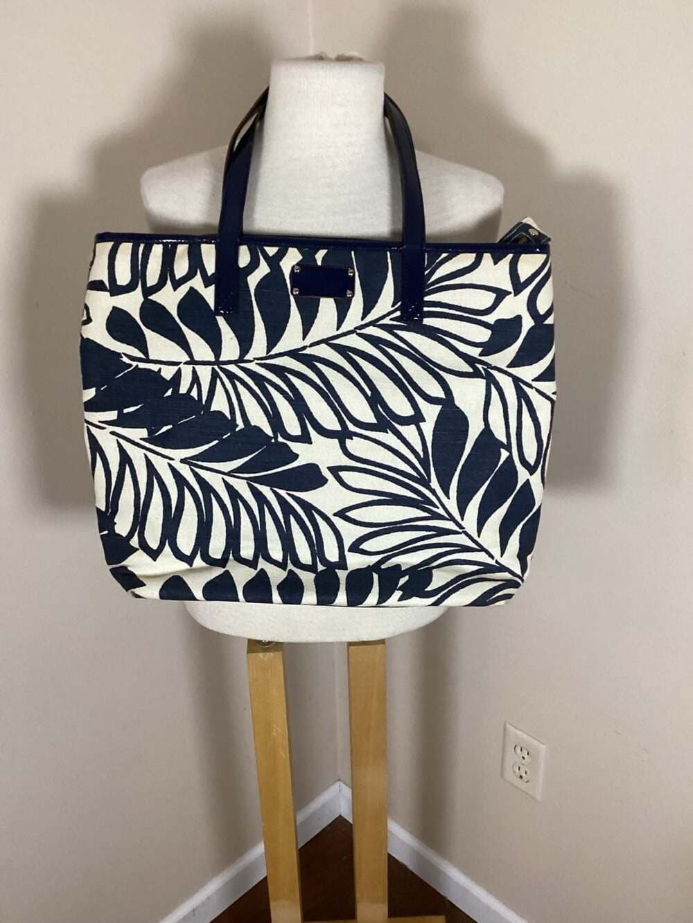Kate Spade New York Bon Shopper Palm Leaf Navy Canvas Tote - Thumbnail 6