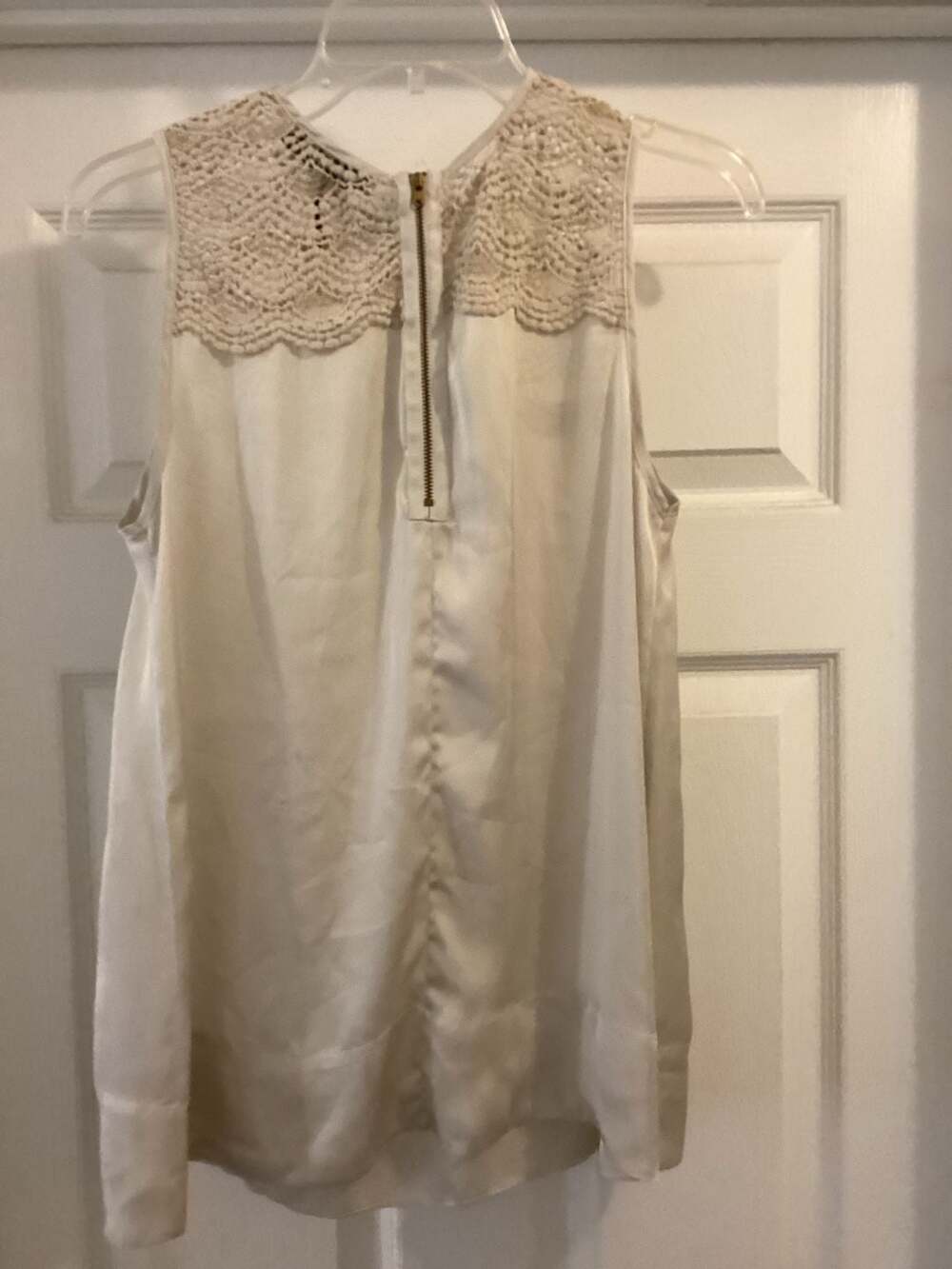 Ipekyol Sleeveless Cream Satin Top with Crochet Lace Yoke and Back Zipper - Thumbnail 2