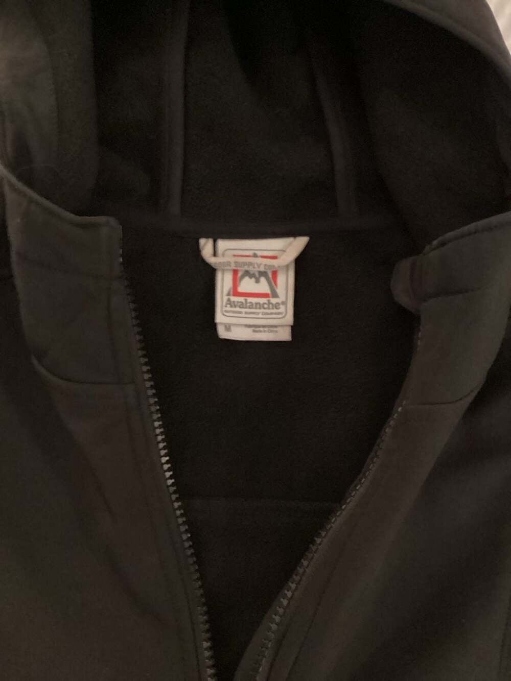 Avalanche Outdoor Supply Co. Women's Black Softshell Hooded Jacket Size M - Thumbnail 2