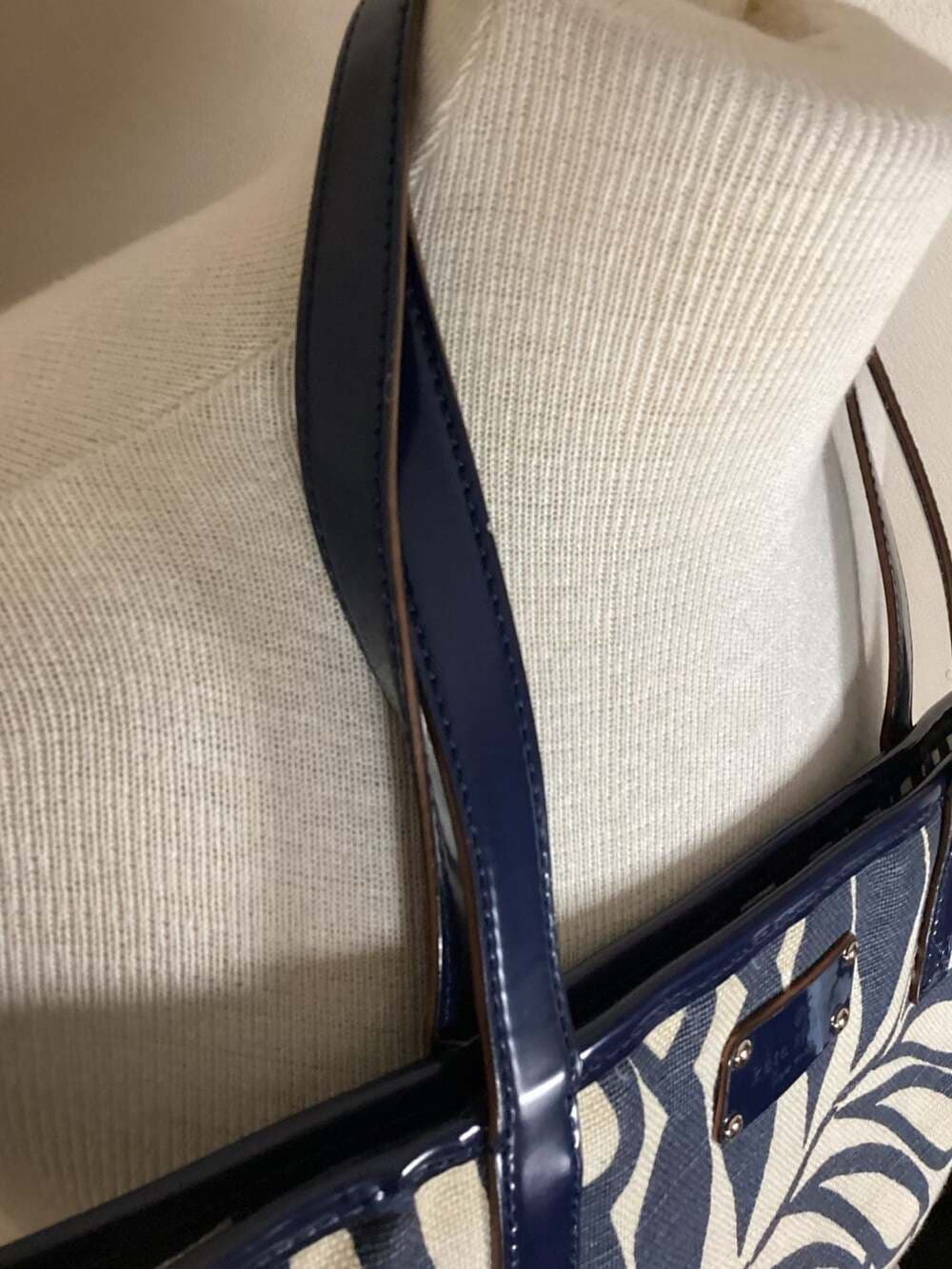 Kate Spade New York Bon Shopper Palm Leaf Navy Canvas Tote - Thumbnail 2