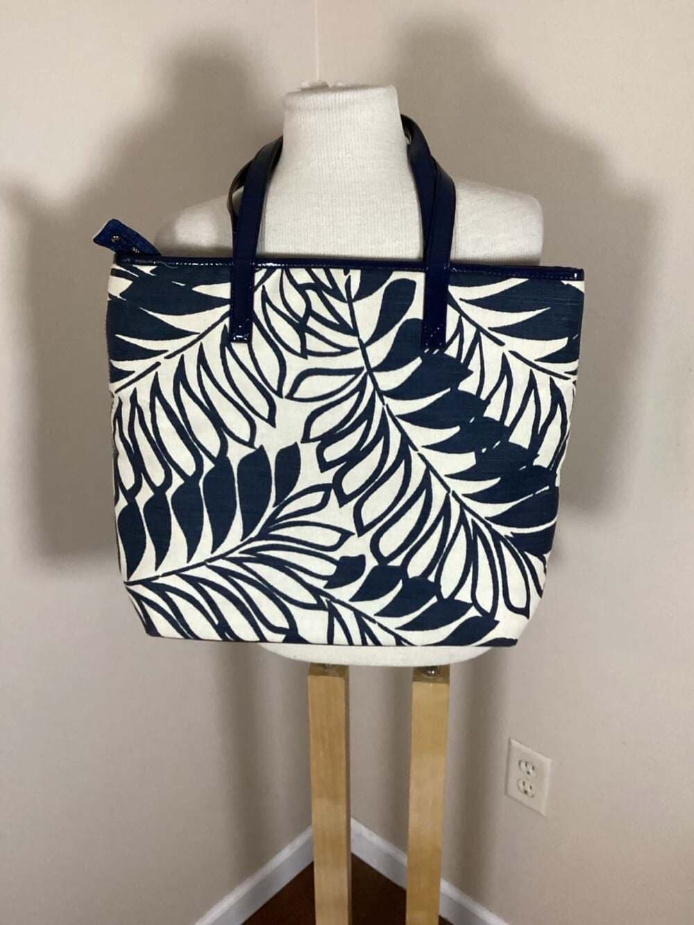 Kate Spade New York Bon Shopper Palm Leaf Navy Canvas Tote - Thumbnail 5