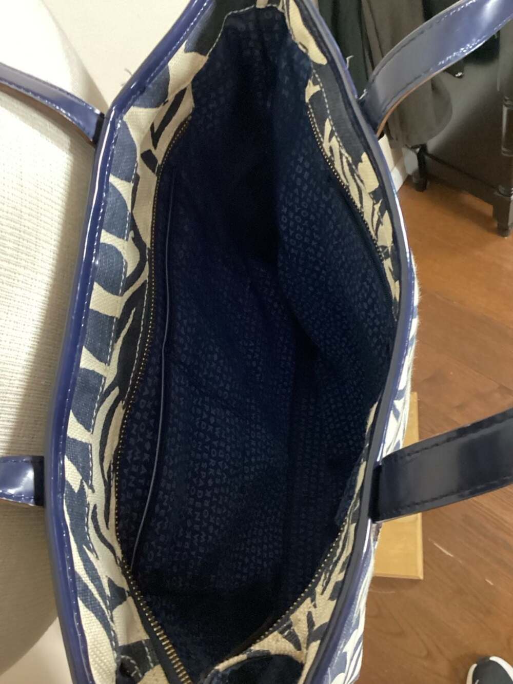 Kate Spade New York Bon Shopper Palm Leaf Navy Canvas Tote - Thumbnail 4