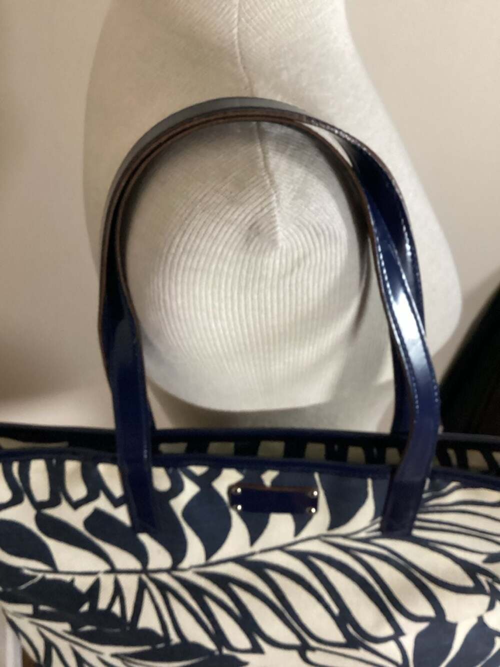 Kate Spade New York Bon Shopper Palm Leaf Navy Canvas Tote - Thumbnail 3