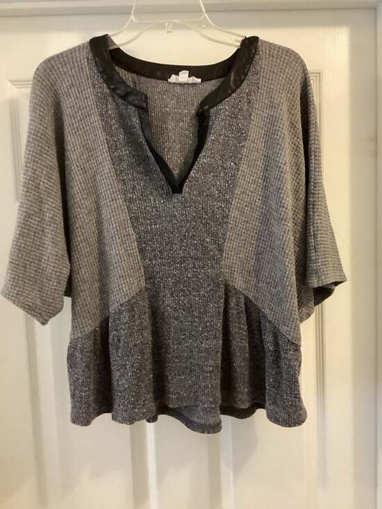THML Colorblock Waffle Knit Poncho Style Top with Faux Leather Trim - Thumbnail 4