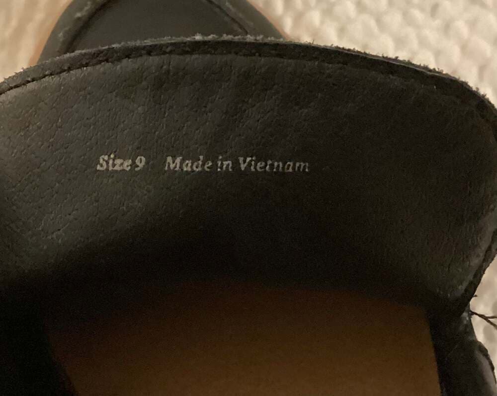 Dolce Vita Huey Black Leather Lug Sole Platform Loafers Size 9 - Thumbnail 3