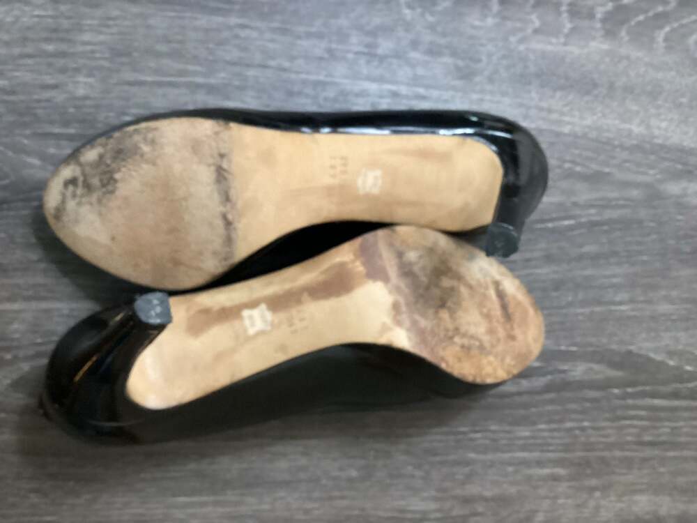 Stuart Weitzman Black Patent Leather Peep Toe Heels Size 7 M - Thumbnail 5