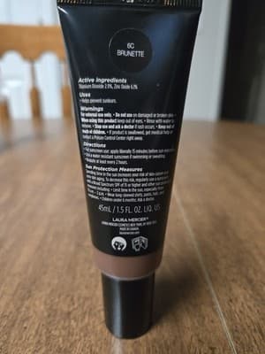 Laura Mercier SPF 30 Tinted Moisturizer Blurred Matte 1.5 Oz - 6C BRUNETTE - Thumbnail 2