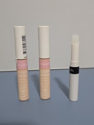 Covergirl Clean Fresh Hydrating Concealer + Outlast Moisturizing Topcoat- New - Thumbnail 2