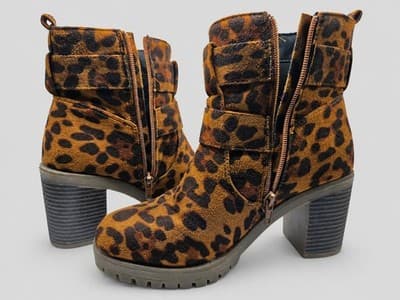 Mudd Y2K Buckle Ankle Combat Heel Boot Leopard Print Women’s Size 6 - Thumbnail 6