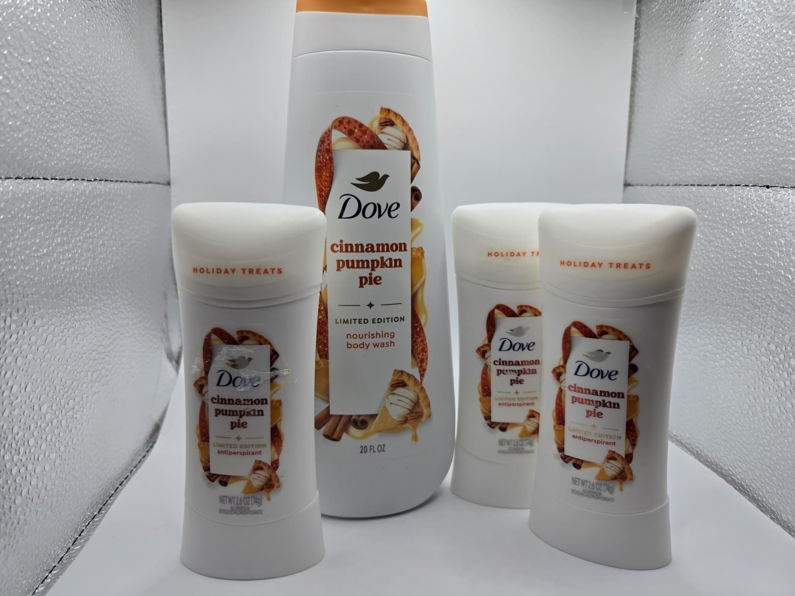 Dove Limited Edition Cinnamon Pumpkin Pie Holiday Treats Body Wash & 3 Deodorant - Thumbnail 3