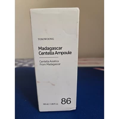 Tosowoong Madagascar Centella Ampoule Glass Skin Soothing Hydrating Serum