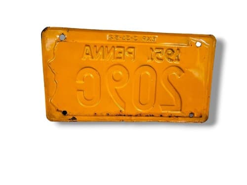 1951 Pennsylvania passenger license plate in very good original condition 209 C - Thumbnail 6