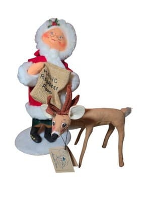 Annalee Mrs Claus Magic Reindeer Food 14” with Reindeer CHRISTMAS 🤶🎄 - Thumbnail 6