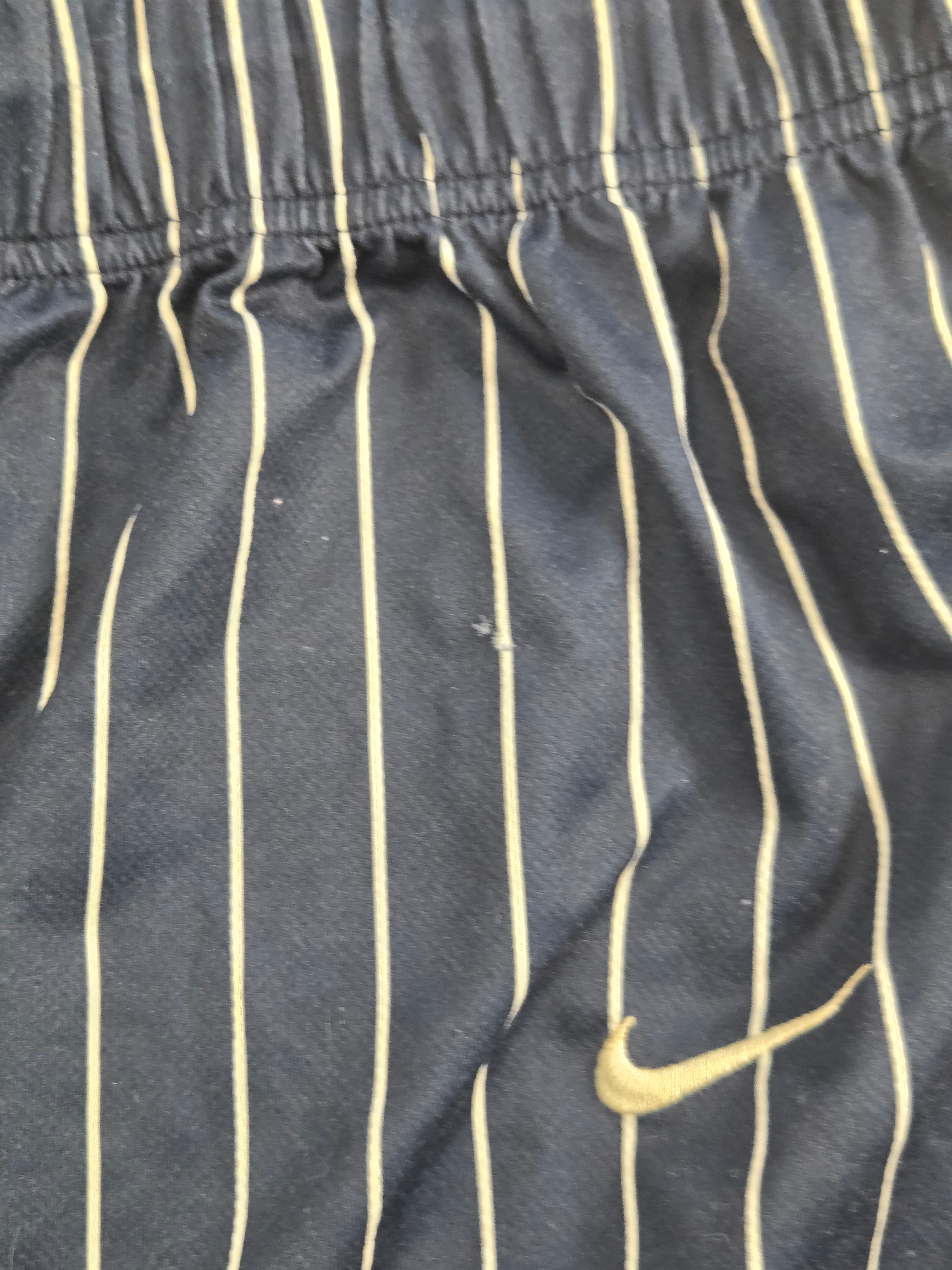 Vintage 90s Nike Team Georgetown Hoyas Athletic Shorts Men's XL Made in USA - Thumbnail 7