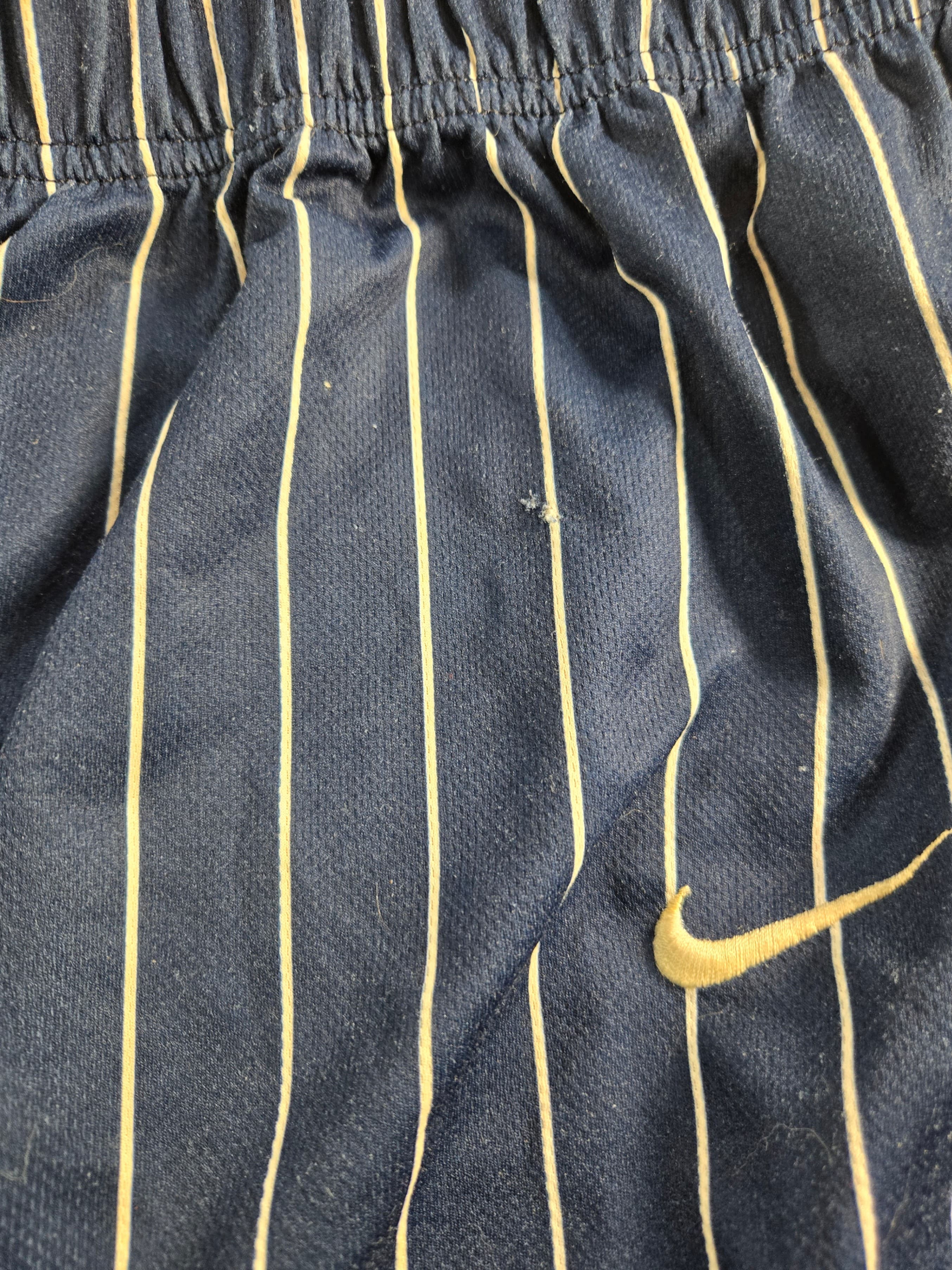 Vintage 90s Nike Team Georgetown Hoyas Athletic Shorts Men's XL Made in USA - Thumbnail 8
