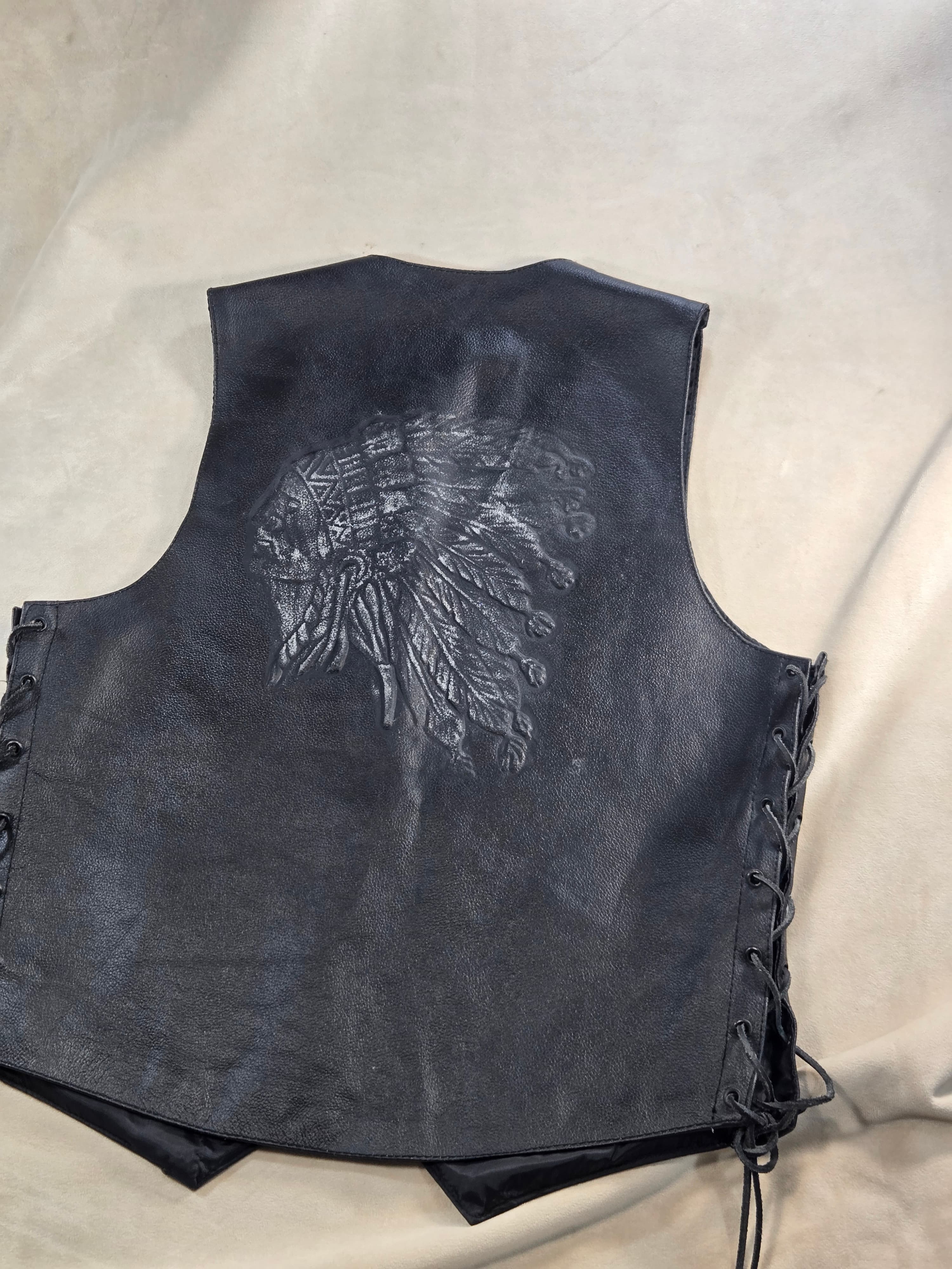Vintage Xelement Leather Native American Chief Motorcycle Vest M CCW Pockets