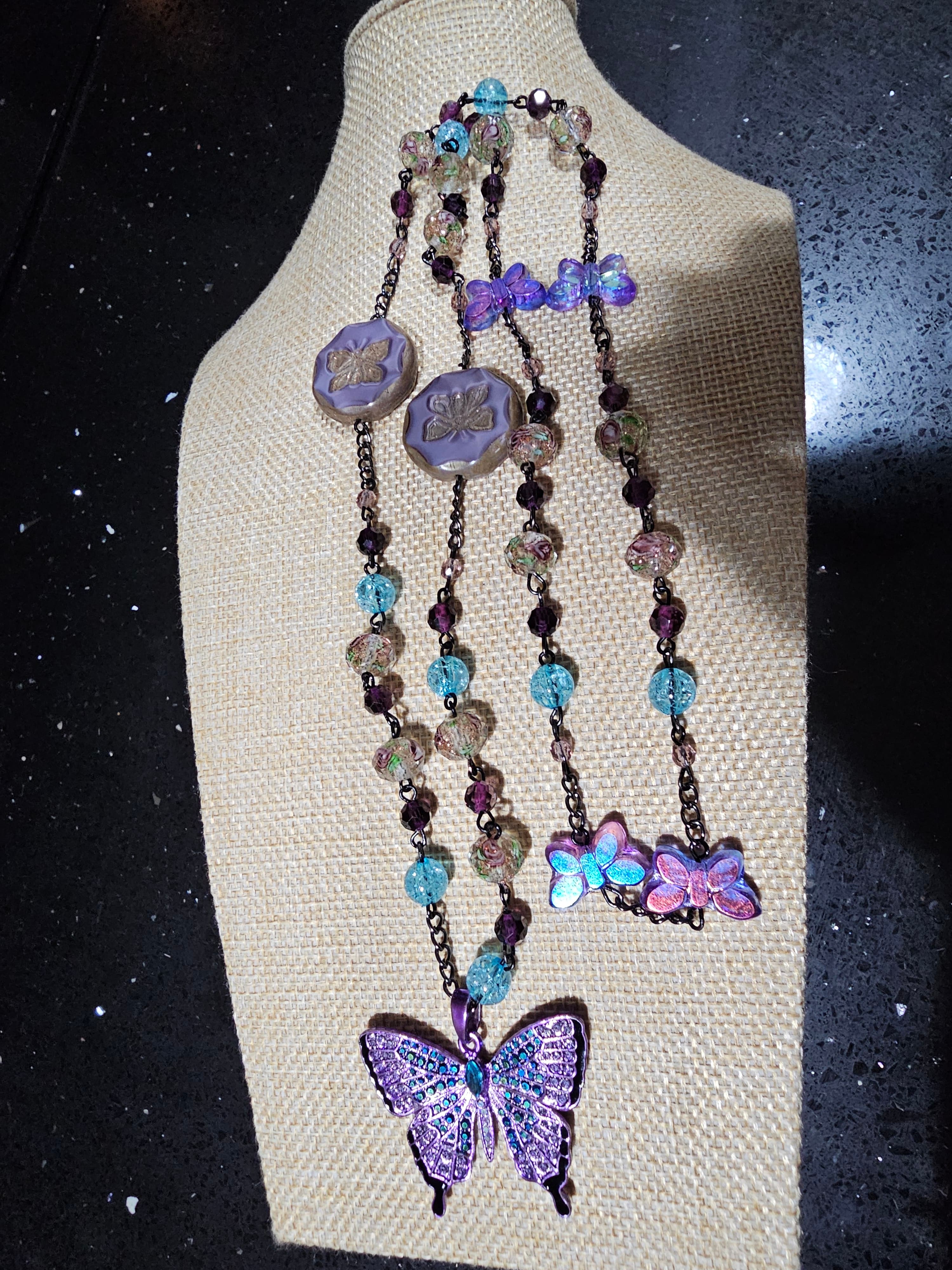 Butterfly Beaded Necklace and Bracelet Set - Thumbnail 2