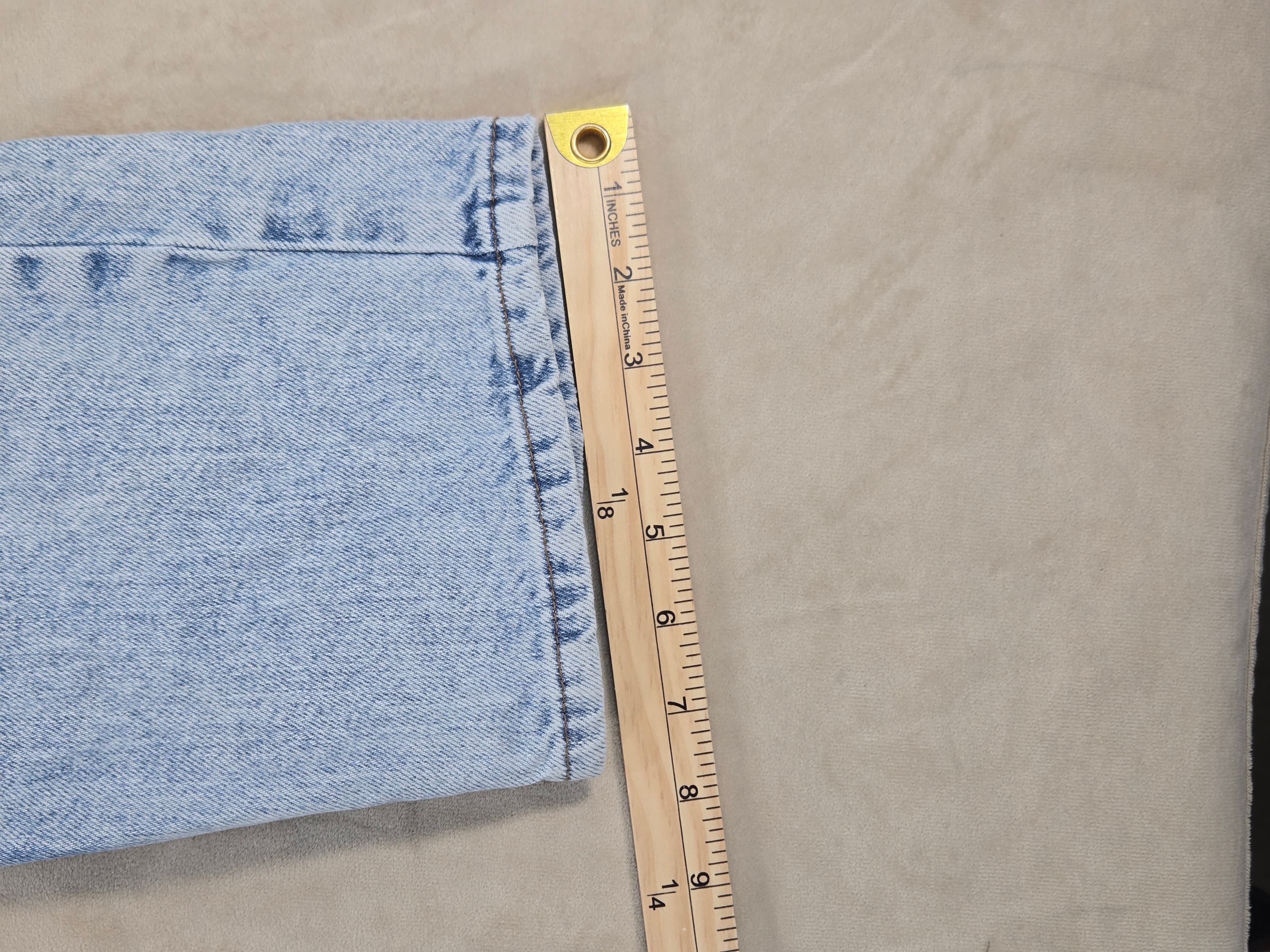 Urban Outfitters Light Wash Denim Jeans 100% Cotton - Thumbnail 7