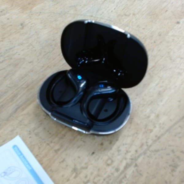 occiam Wireless Clip-On Earbuds Bluetooth Headphones - Thumbnail 2