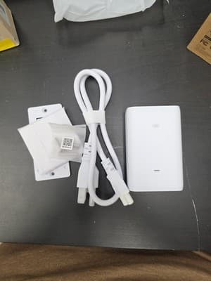 Genuine Ubiquiti U-POE-af Switching Gigabit PoE Injector 48V 0.32A w/PC