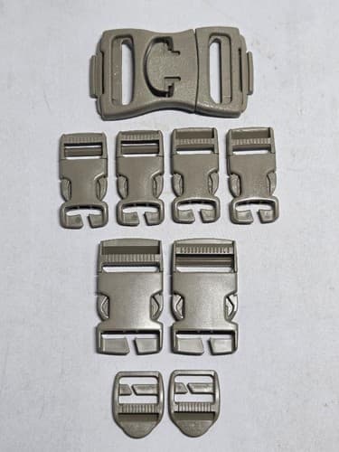 US Military MOLLE Ruck Backpack Replacement Plastic Buckles Clips 10 pc set - Thumbnail 2