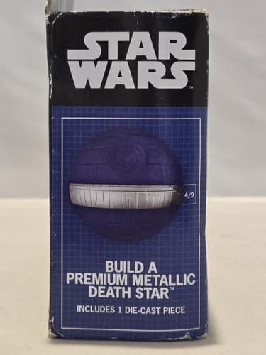 Star Wars Darth Vader’s TIE Advanced x1 Starfighter – Play & Display - Thumbnail 3