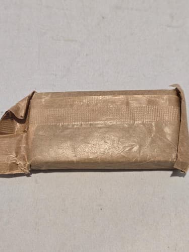 Military First Aid Dressing (Individual) – USGI, Sealed Waxed Wrap #K8k - Thumbnail 2