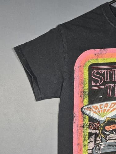 Stranger Things Retro Demogorgon Graphic T-Shirt Black Youth Size Small (8) - Thumbnail 2