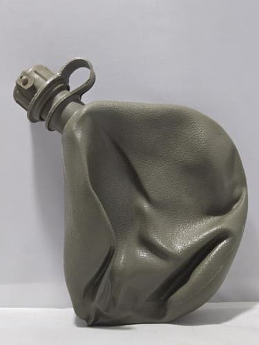 Genuine US Military 2 QT Canteen Bottle Olive Green Durable Hydration Water Bag