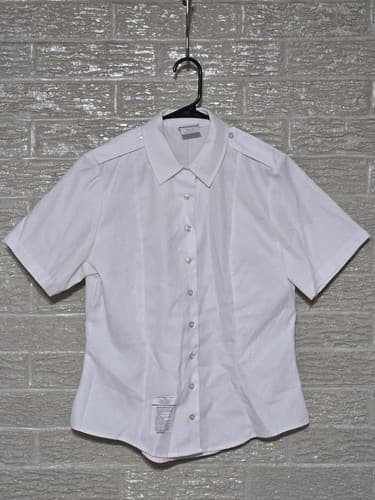 ASU female Short Sleeve White Shirt Size: (14R) NSN:8410-01-556-0087 #I73i