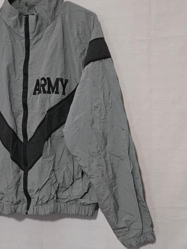 US Army IPFU PT Jacket Gray Reflective Medium Short Physical Fitness Uniform - Thumbnail 3