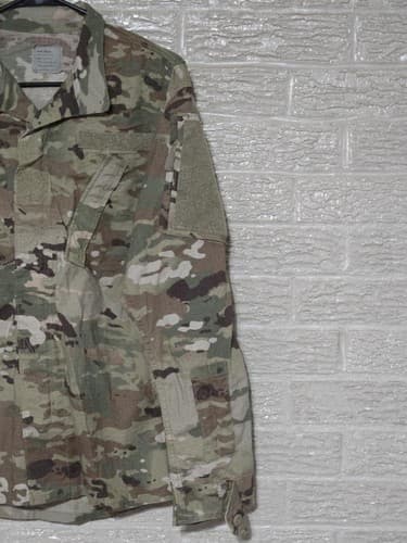 FRACU Multicam Jacket Small/Regular NSN:8415-01-598-9975 #I60i - Thumbnail 3