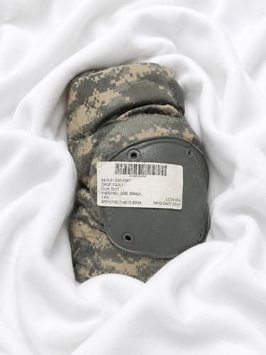 SMALL MILITARY KNEE PADS ACU PATTERN #41u