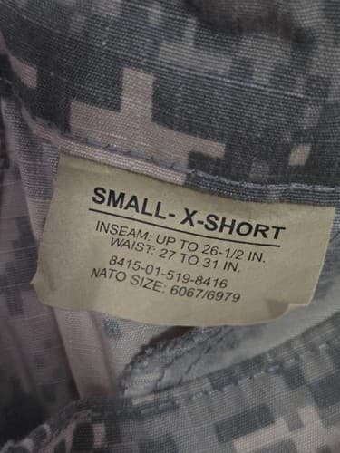 US Army ACU Digital Camo Combat Pants Small X-Short 27-31W 24-26” Inseam R27r - Thumbnail 2
