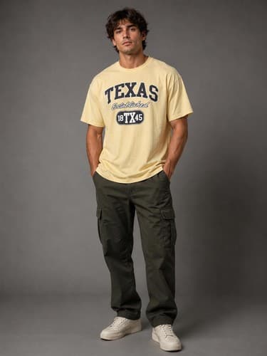 Texas Established 1845 Graphic T-Shirt Yellow Crew Neck Size Large #G65g