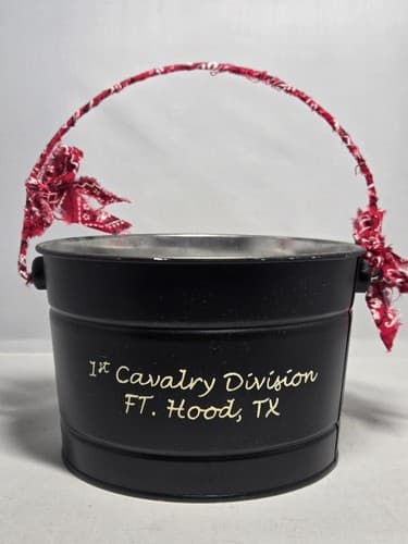 US Army 1st Cavalry Division Metal Bucket Decor Fort Hood TX Iron Horse #G101 - Thumbnail 5