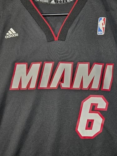 Adidas Miami Heat LeBron James #6 NBA Basketball Jersey Black Mens Size S #G106g - Thumbnail 4