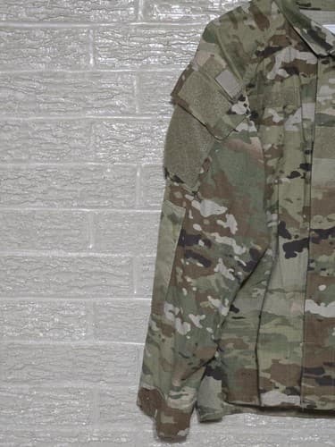 IHWCU Multicam Jacket L/XS 8415-01-670-8096 Army Issue Hot Weather Coat #J16j - Thumbnail 2