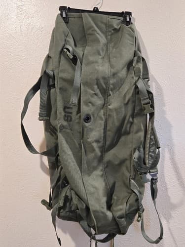 US Military Improved Duffel Bag Green Nylon Shoulder Strap NSN 8465-01-604-6541