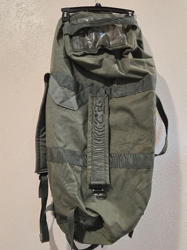 US Military Improved Duffel Bag Green Nylon Shoulder Strap NSN 8465-01-604-6541 - Thumbnail 2