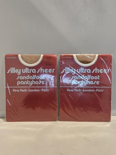 Lot of 2 Vintage Silky Ultra Sheer Sandalfoot Pantyhose Beige NIP #L22l
