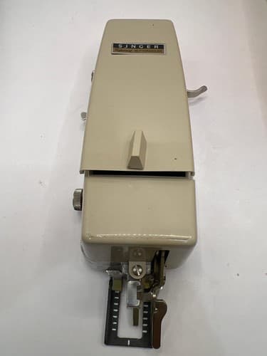 Vintage 1973 Singer Professional Buttonholer Attachment 38116 Original Box #Q48q - Thumbnail 8