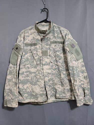 ACU Digital Jacket Medium Short #34r
