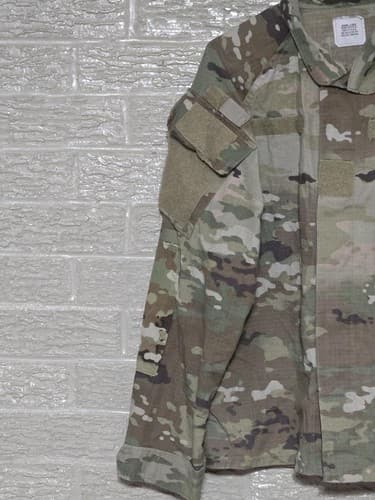 IHWCU Multicam Jacket Medium/XShort NSN 8415016707977 USGI Hot Weather Coat - Thumbnail 2
